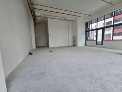 Space 18 (D12), Factory #538659011